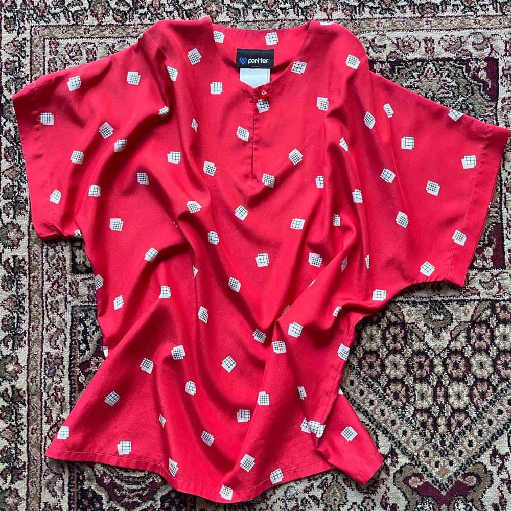 Red Geometric Blouse - Picture 5 of 6